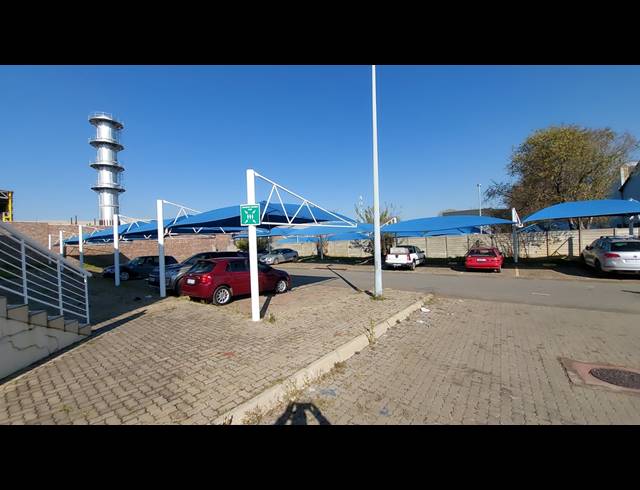 4,616M² WAREHOUSE TO LET IN CLAYVILLE